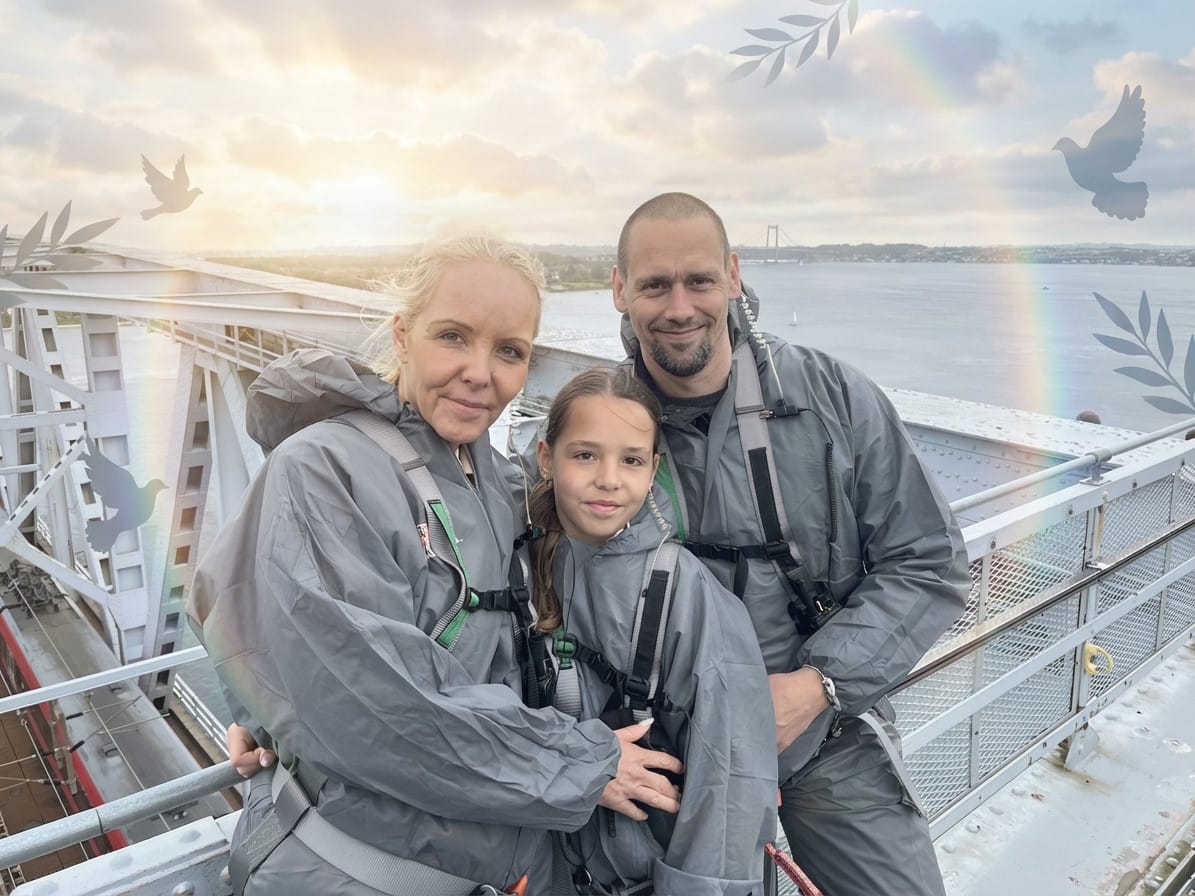 International Day of Peace photo effect example